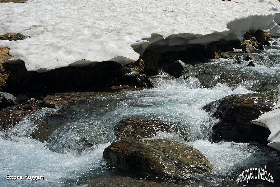 15 - Acqua sorgente.JPG